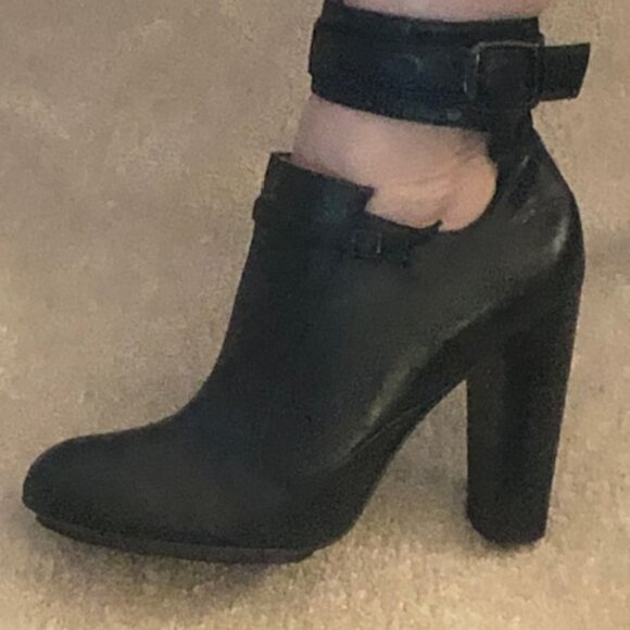 Black Modern Vintage Leather Platform Heels / Ankle Booties with Buckle, Size 38 - Picture 9 of 10
